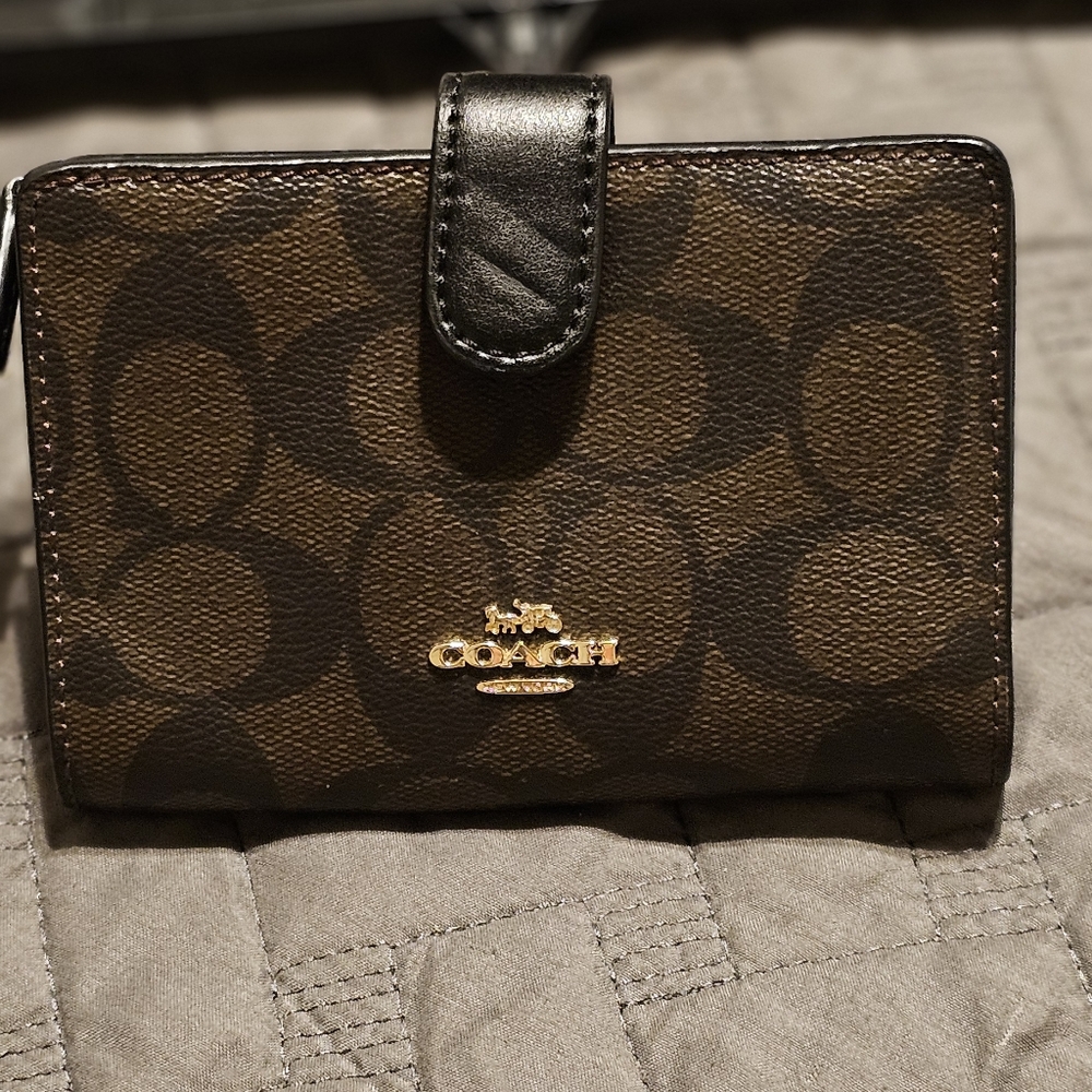 Coach wallet